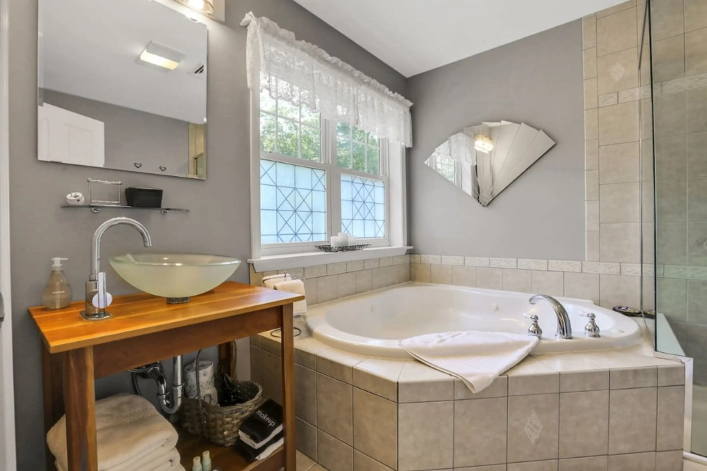 Head back and relax at the suite